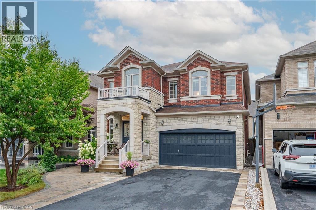 19 Mcknight Avenue, Waterdown, Ontario  L8B 0R5 - Photo 1 - 40780655