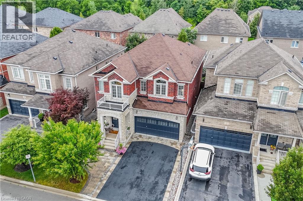 19 Mcknight Avenue, Waterdown, Ontario  L8B 0R5 - Photo 3 - 40780655