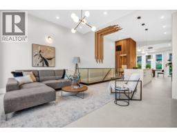 2380 MARINE DRIVE, West Vancouver, British Columbia