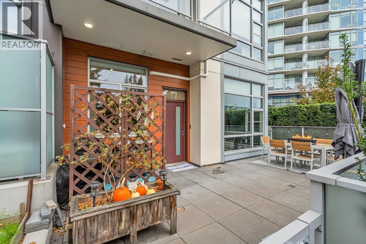 Th1 1728 Gilmore Avenue, Burnaby, British Columbia  V5C 0L3 - Photo 15 - R3059895