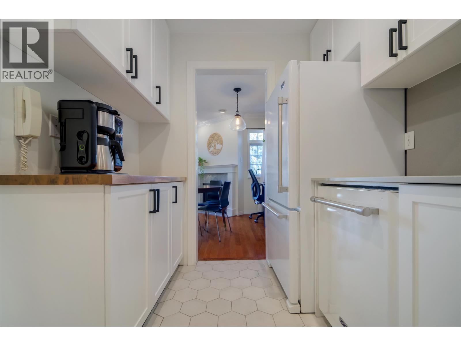 301 1868 E 11th Avenue, Vancouver, British Columbia  V5N 1Z1 - Photo 8 - R3059899