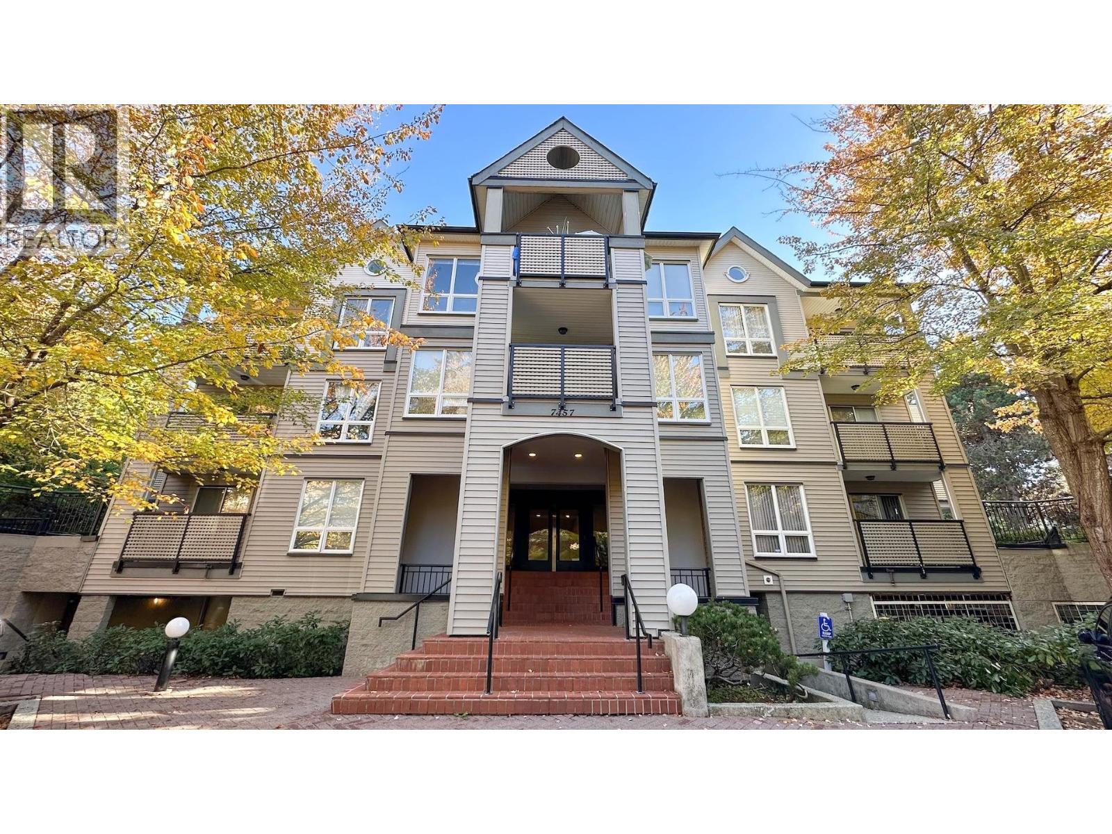 305 7457 MOFFATT ROAD, Richmond, British Columbia