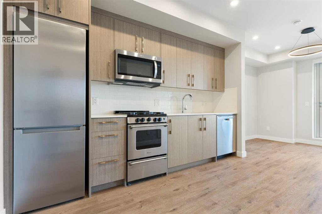451, 110 18a Street Nw, Calgary, Alberta  T2N 5G5 - Photo 4 - A2260336