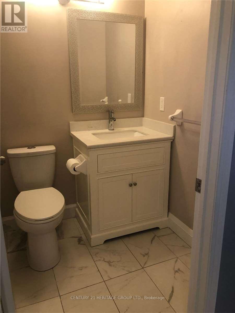 104 - 11121 Yonge Street, Richmond Hill, Ontario  L4C 0S7 - Photo 8 - N12471836