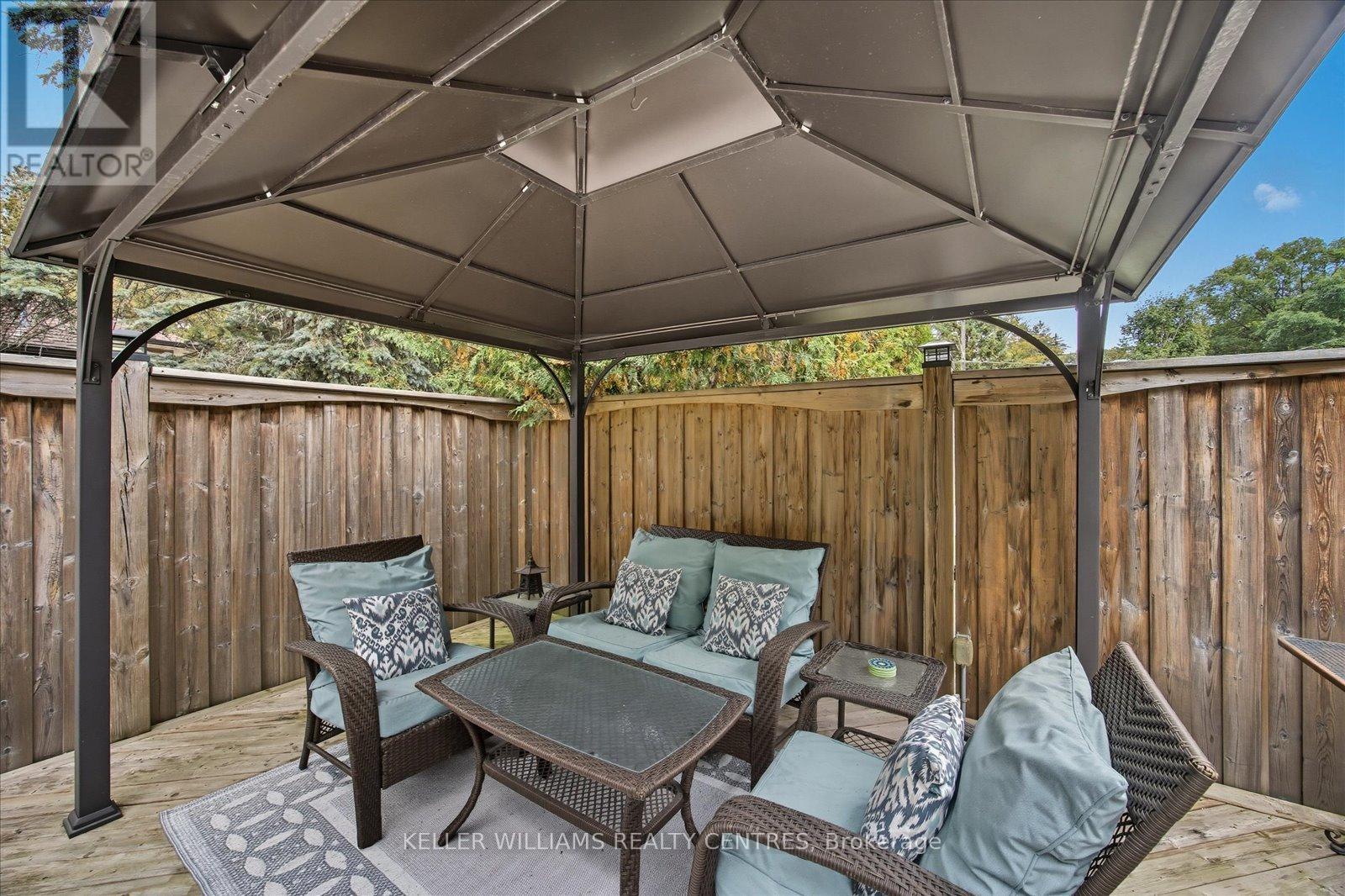 261 Queen Street, Newmarket, Ontario  L3Y 2G1 - Photo 39 - N12471837