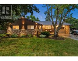 261 QUEEN STREET, Newmarket, Ontario