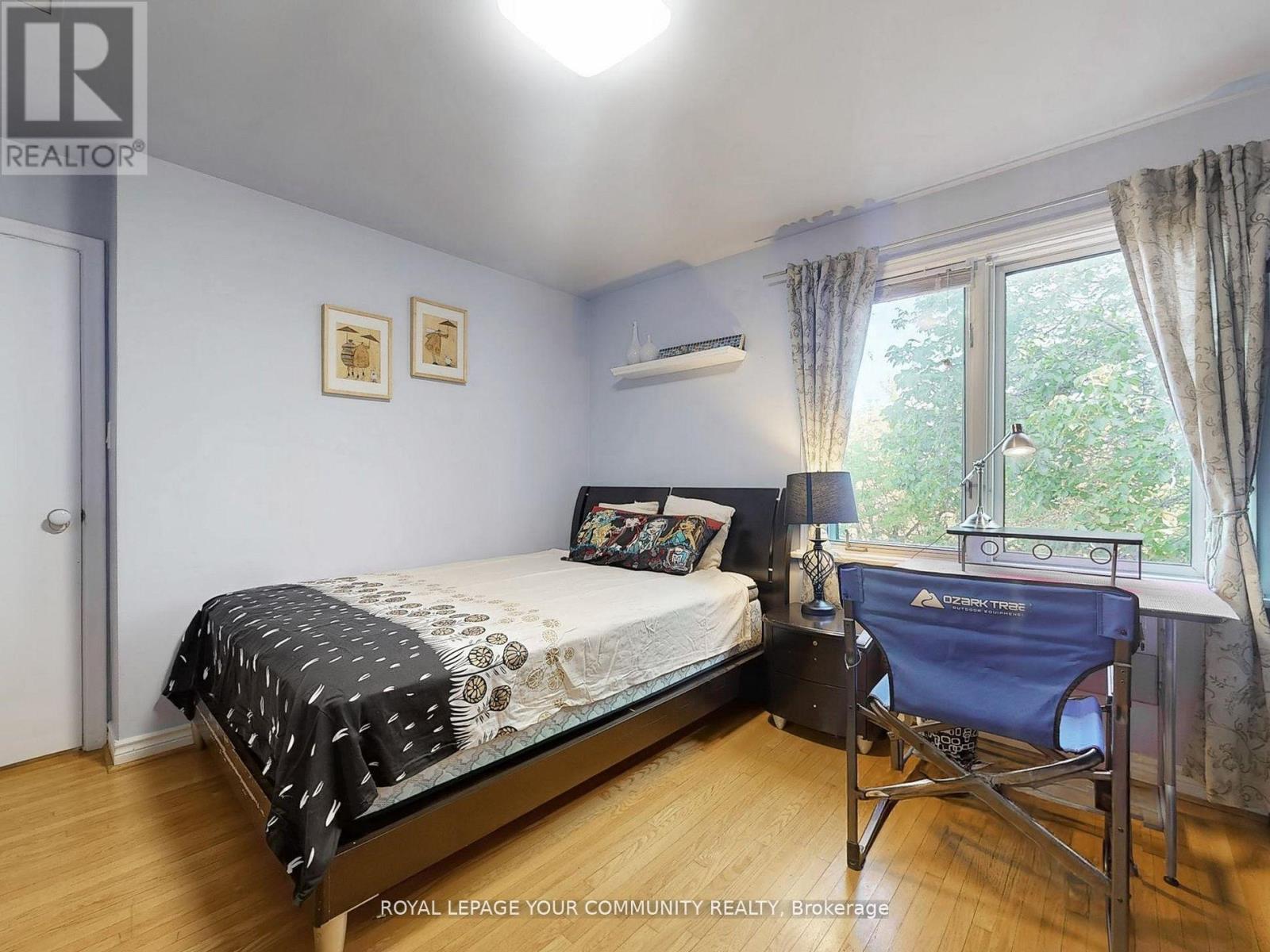29 Boyle Drive, Richmond Hill, Ontario  L4C 6C8 - Photo 12 - N12471872