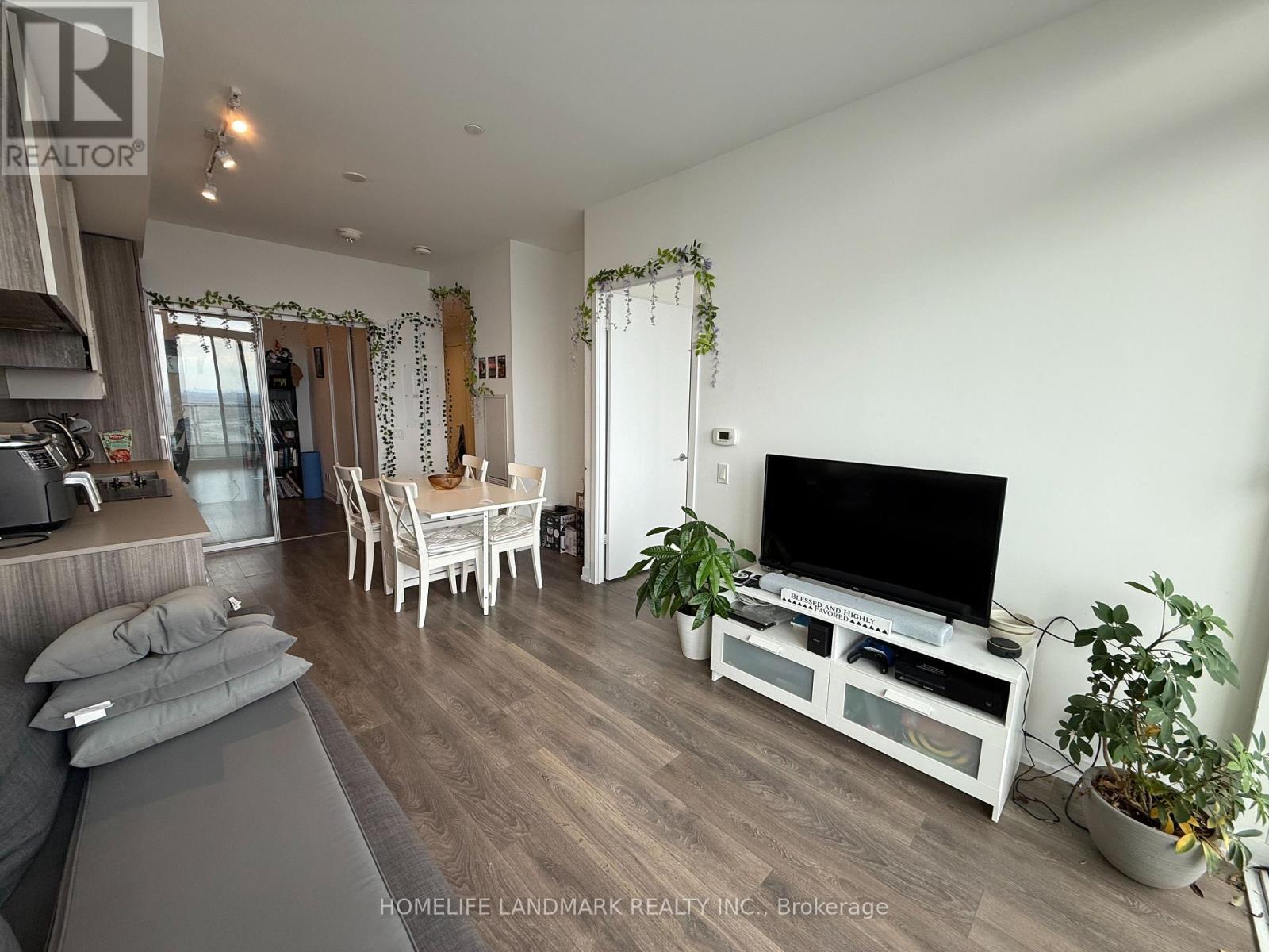 4306 - 5 Buttermill Avenue, Vaughan, Ontario  L4K 0J5 - Photo 8 - N12471890