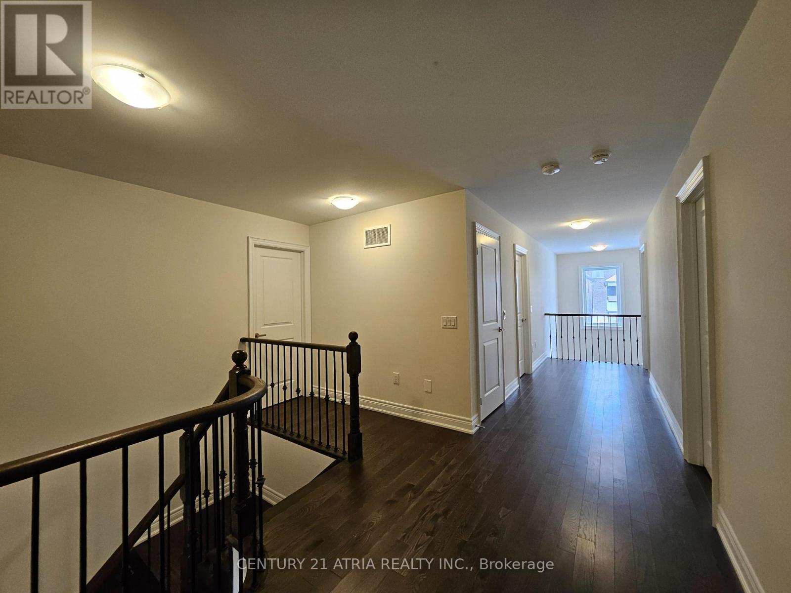 Upper - 22 Watershed Gate, East Gwillimbury, Ontario  L0G 1R0 - Photo 21 - N12471891