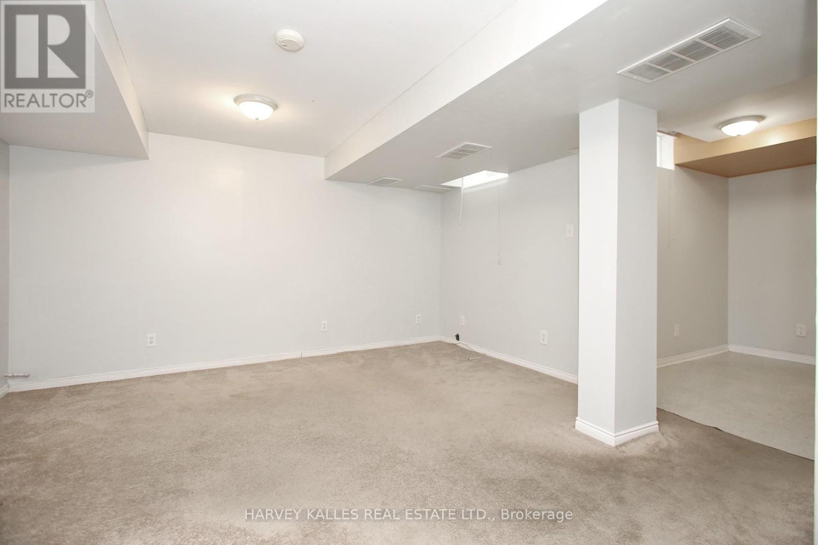 295 Brimson Drive, Newmarket, Ontario  L3X 1H9 - Photo 14 - N12471895