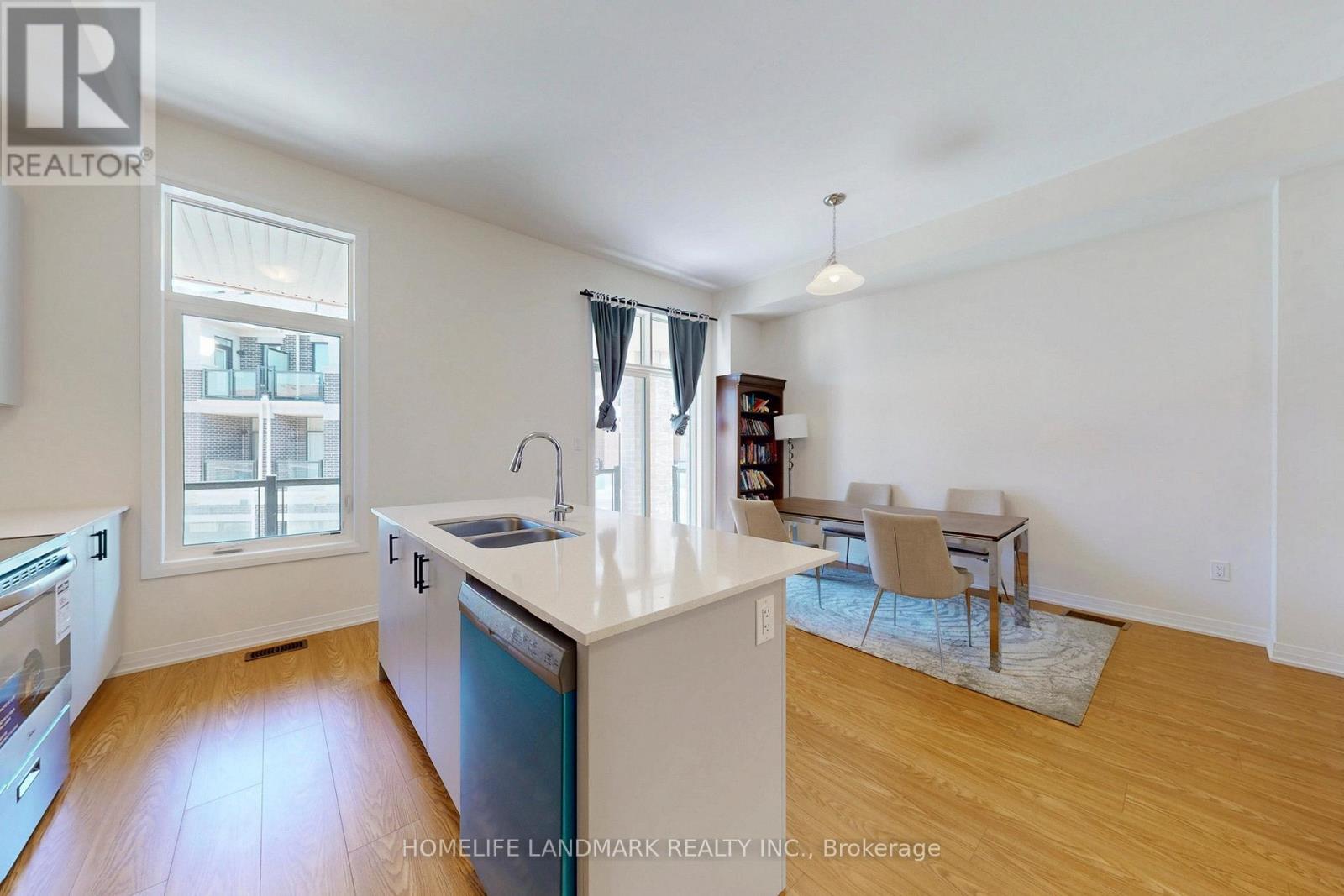 17 Kahshe Lane, Richmond Hill, Ontario  L4S 0N7 - Photo 12 - N12471898