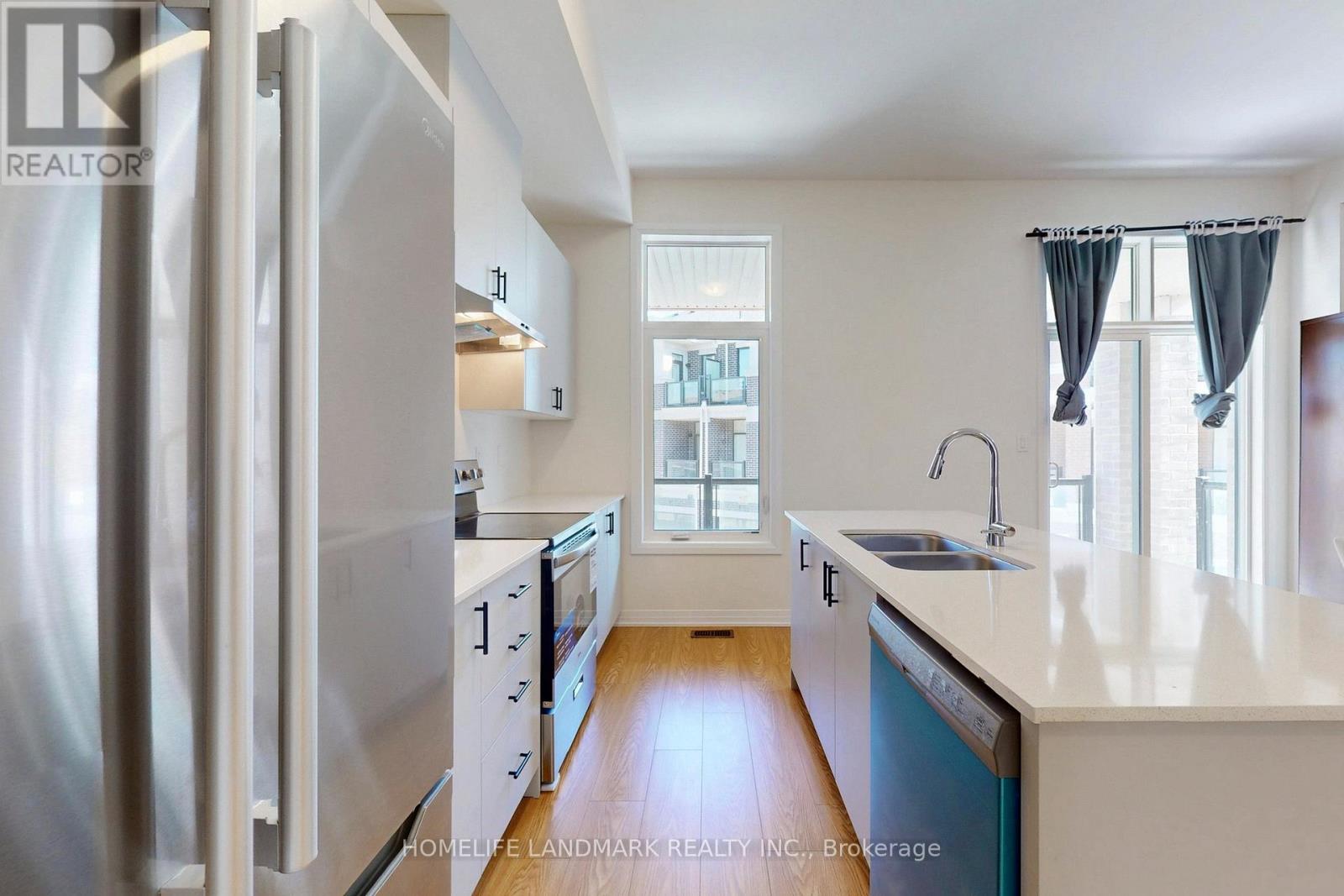 17 Kahshe Lane, Richmond Hill, Ontario  L4S 0N7 - Photo 13 - N12471898