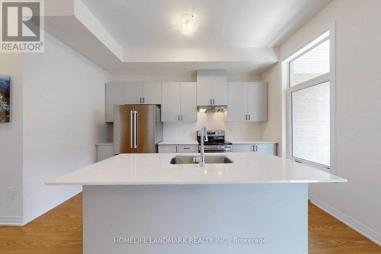 17 Kahshe Lane, Richmond Hill, Ontario  L4S 0N7 - Photo 9 - N12471898