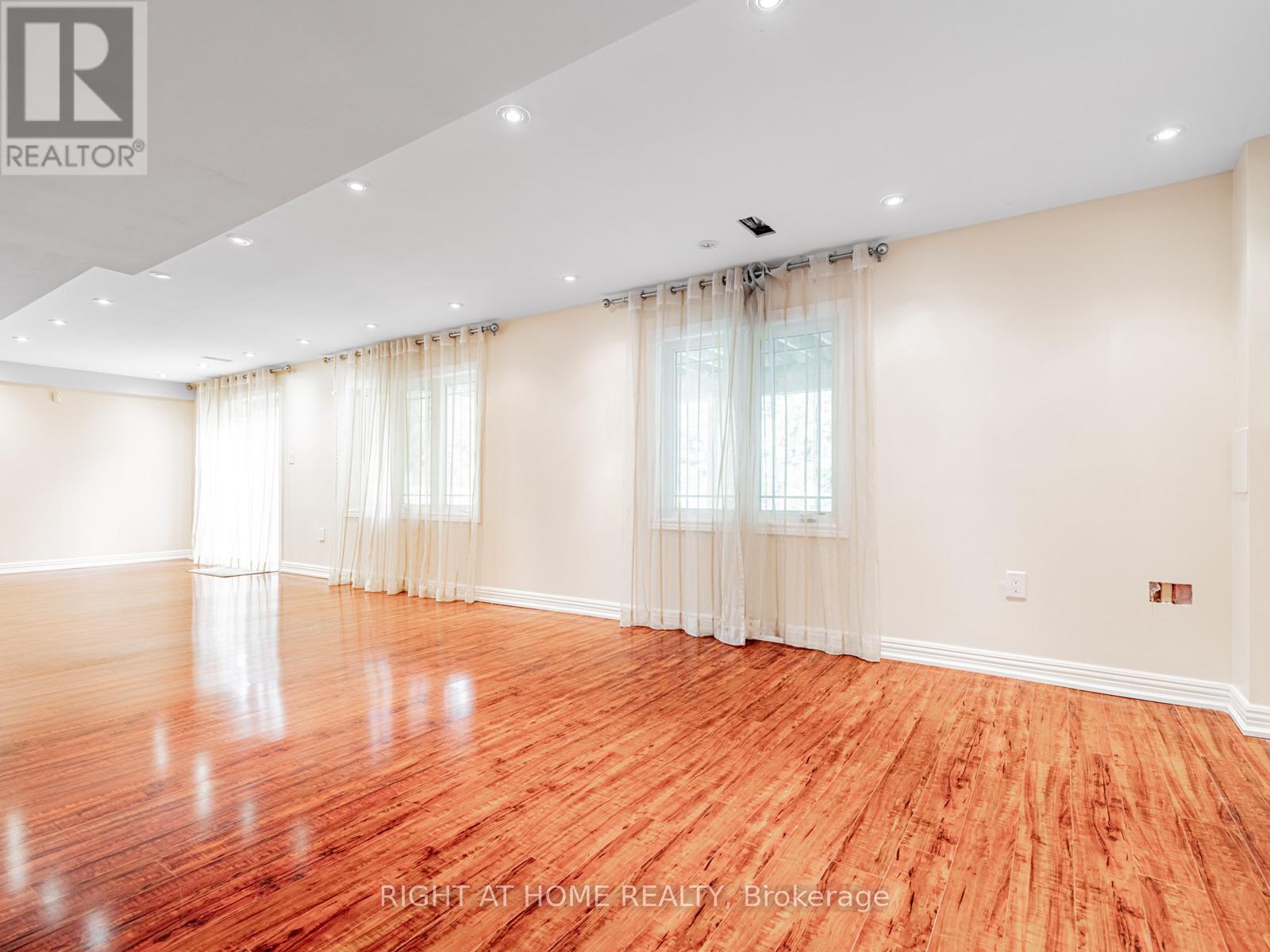 67 Timna Crescent, Vaughan, Ontario  L6A 4L7 - Photo 29 - N12471938
