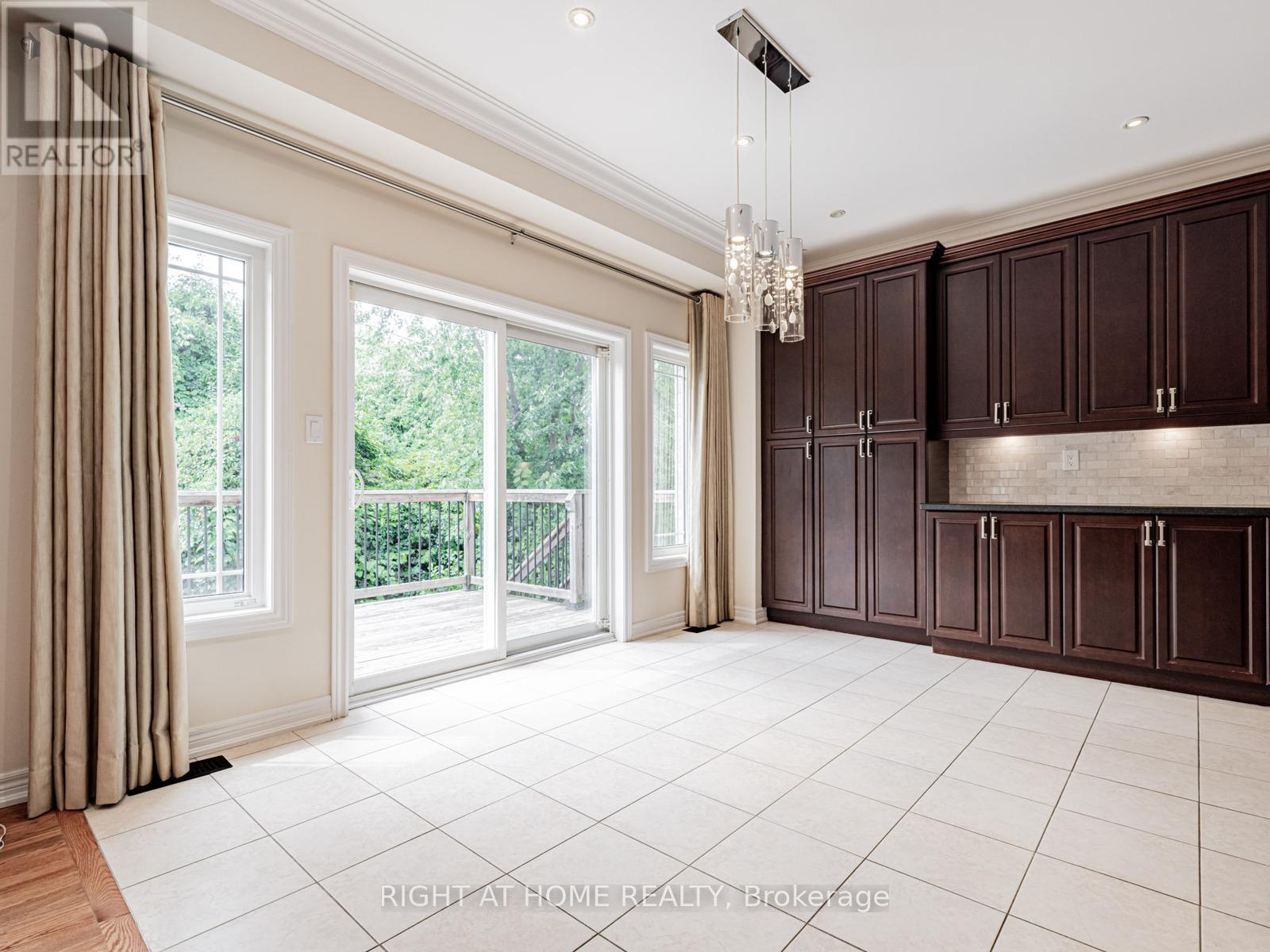 67 Timna Crescent, Vaughan, Ontario  L6A 4L7 - Photo 8 - N12471938