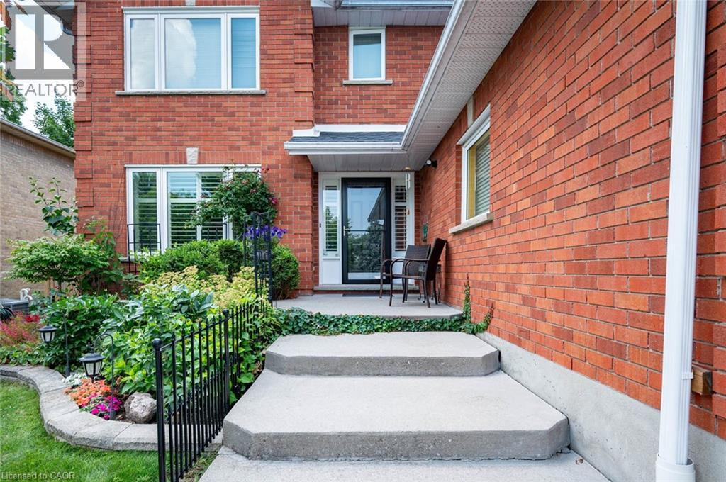 7 Chandos Drive, Kitchener, Ontario  N2A 3C2 - Photo 3 - 40778344