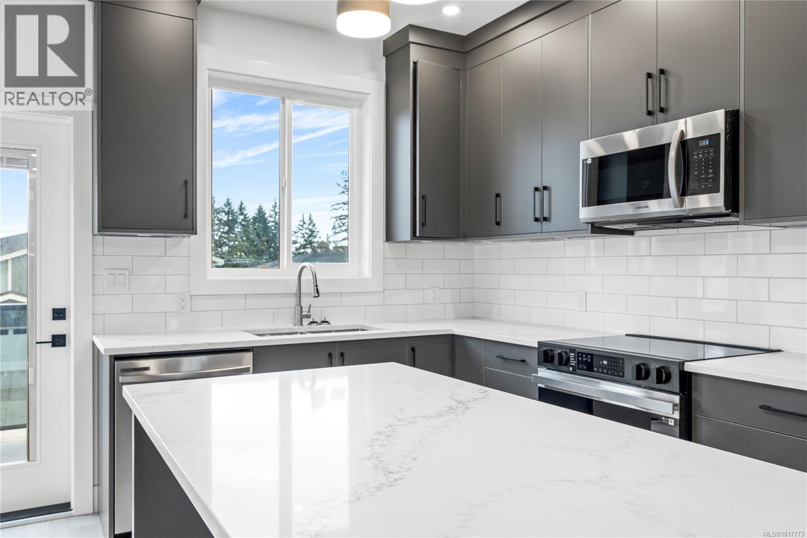 631 Eighth St, Nanaimo, British Columbia  V9R 6P1 - Photo 17 - 1017773