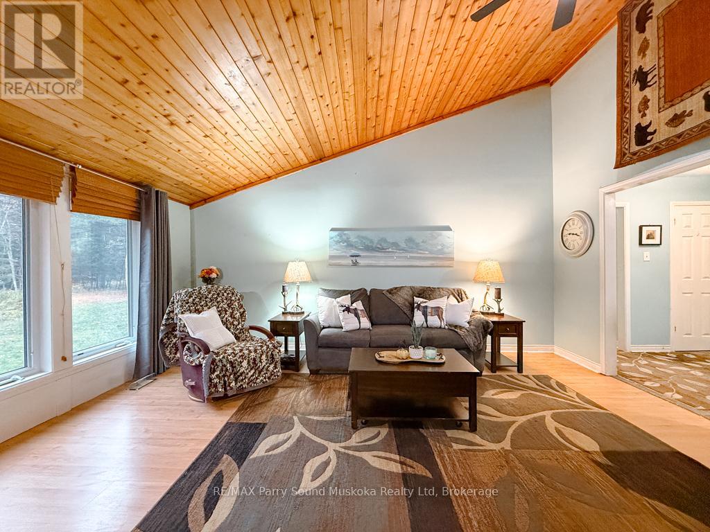 1679 124 Highway, Whitestone, Ontario  P0A 1G0 - Photo 13 - X12471959