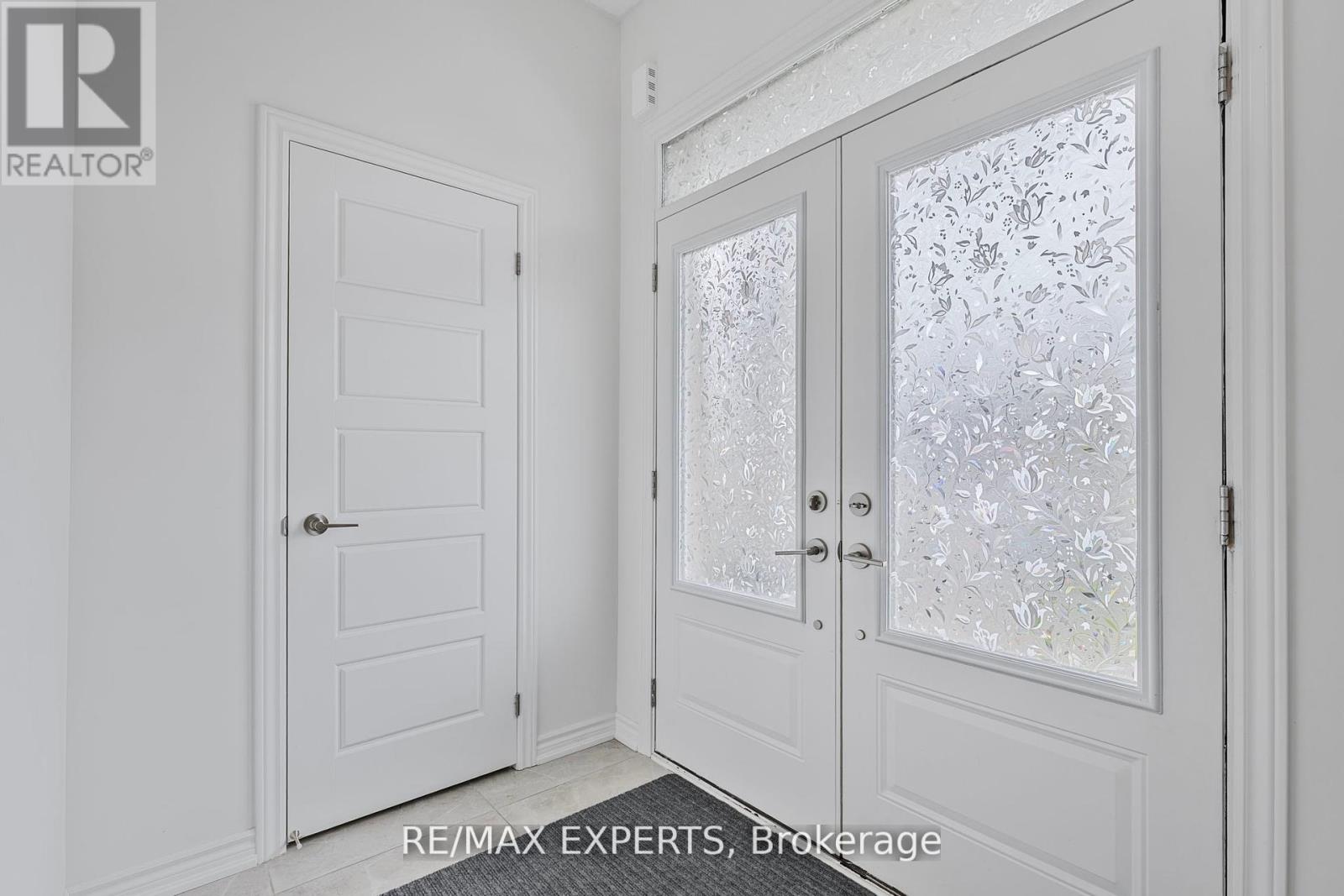 58 Shepherd Drive, Barrie, Ontario  L9J 0P3 - Photo 7 - S12471851