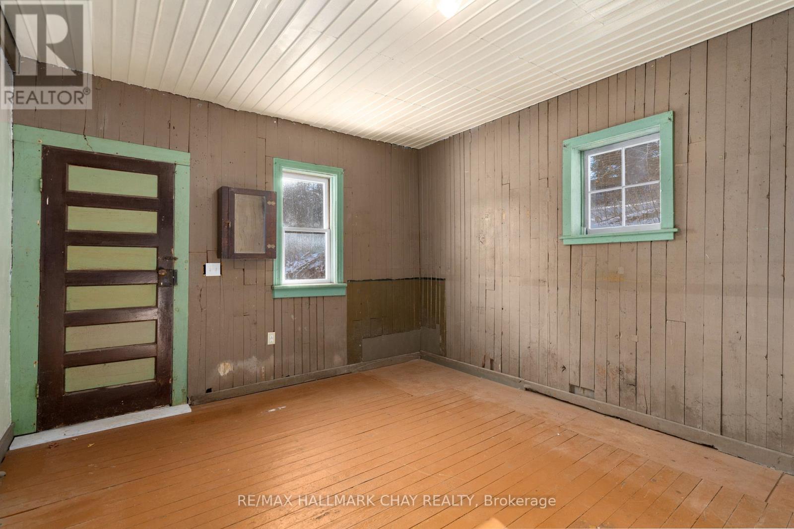 4514 Penetanguishene Road, Springwater, Ontario  L0L 1V0 - Photo 17 - S12471924