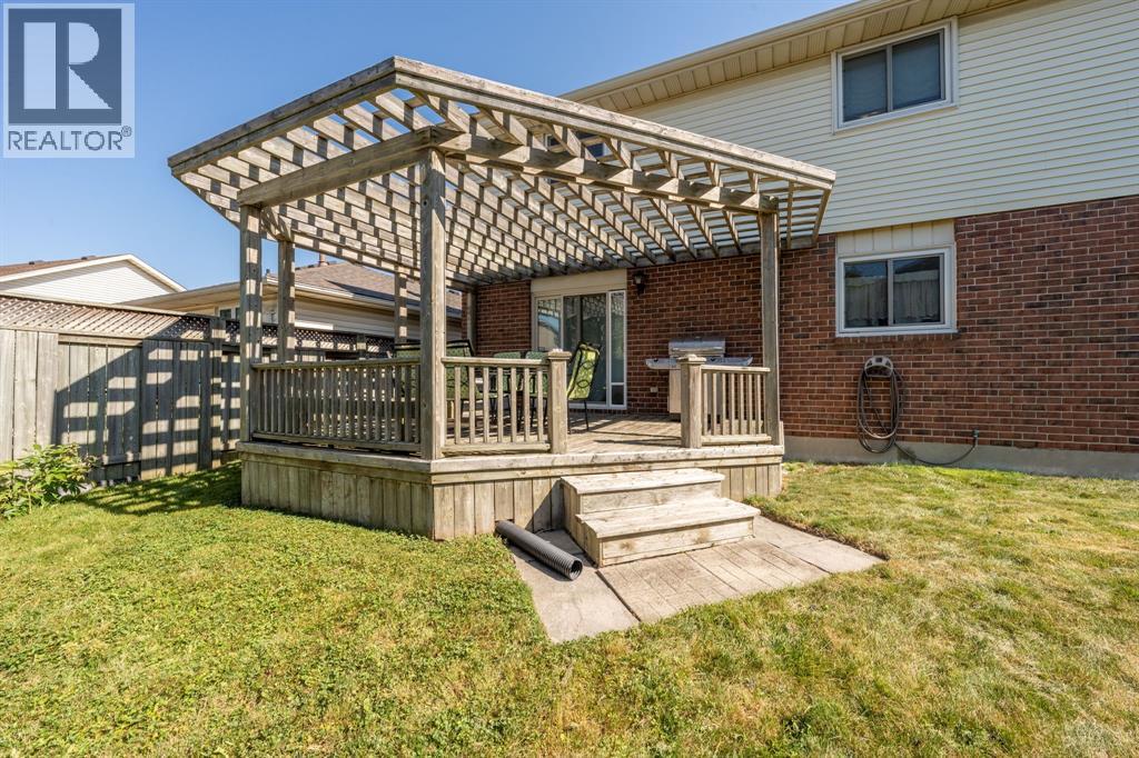 1013 Plymouth Street, Sarnia, Ontario  N7S 5Z4 - Photo 32 - 25026453