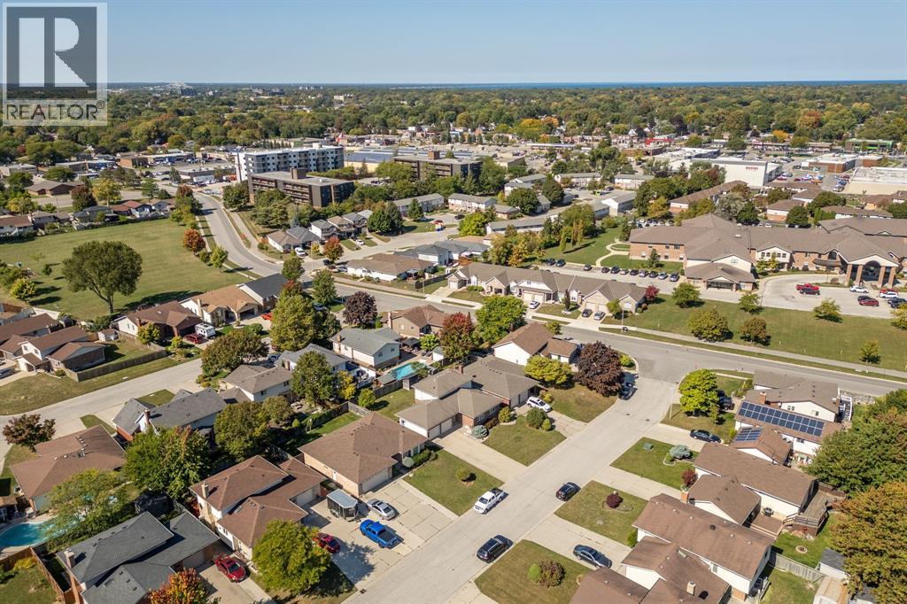 1013 Plymouth Street, Sarnia, Ontario  N7S 5Z4 - Photo 41 - 25026453