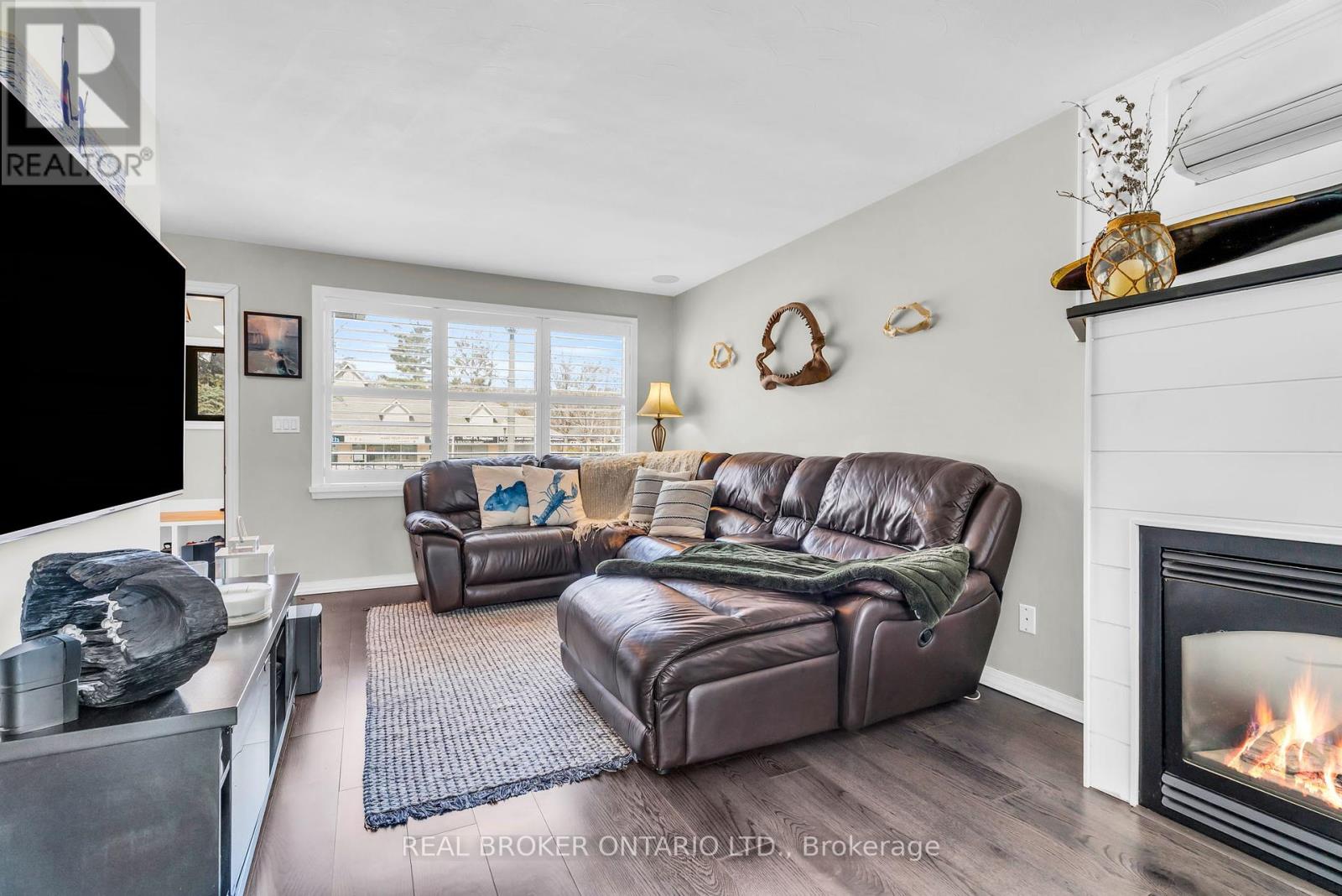 1359 Mosley Street, Wasaga Beach, Ontario  L9Z 2C7 - Photo 11 - S12456955