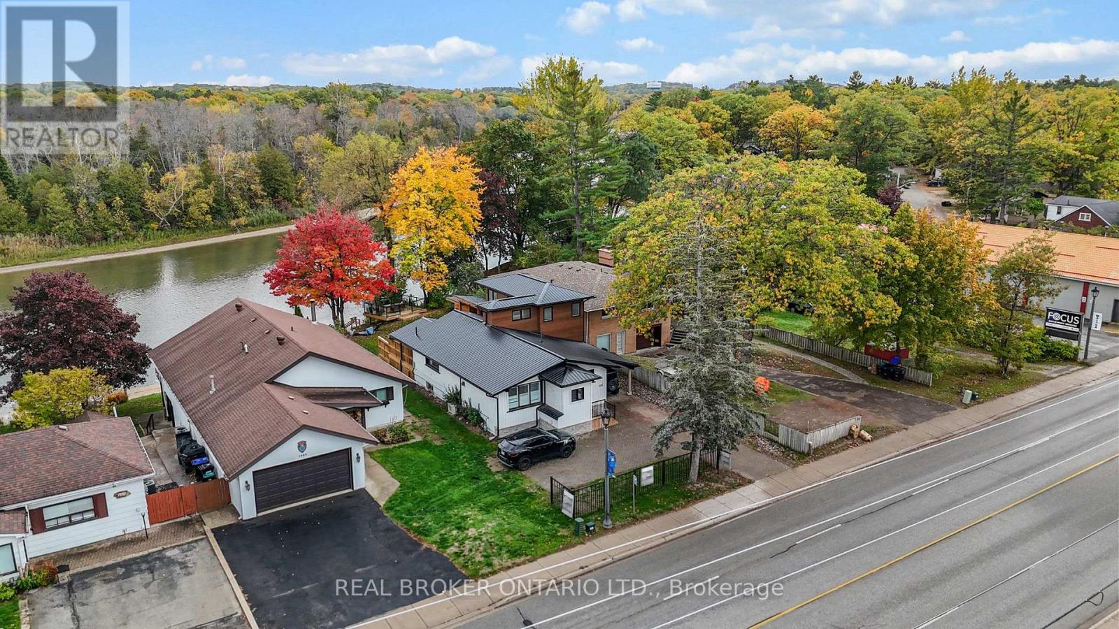 1359 MOSLEY STREET, Wasaga Beach, Ontario