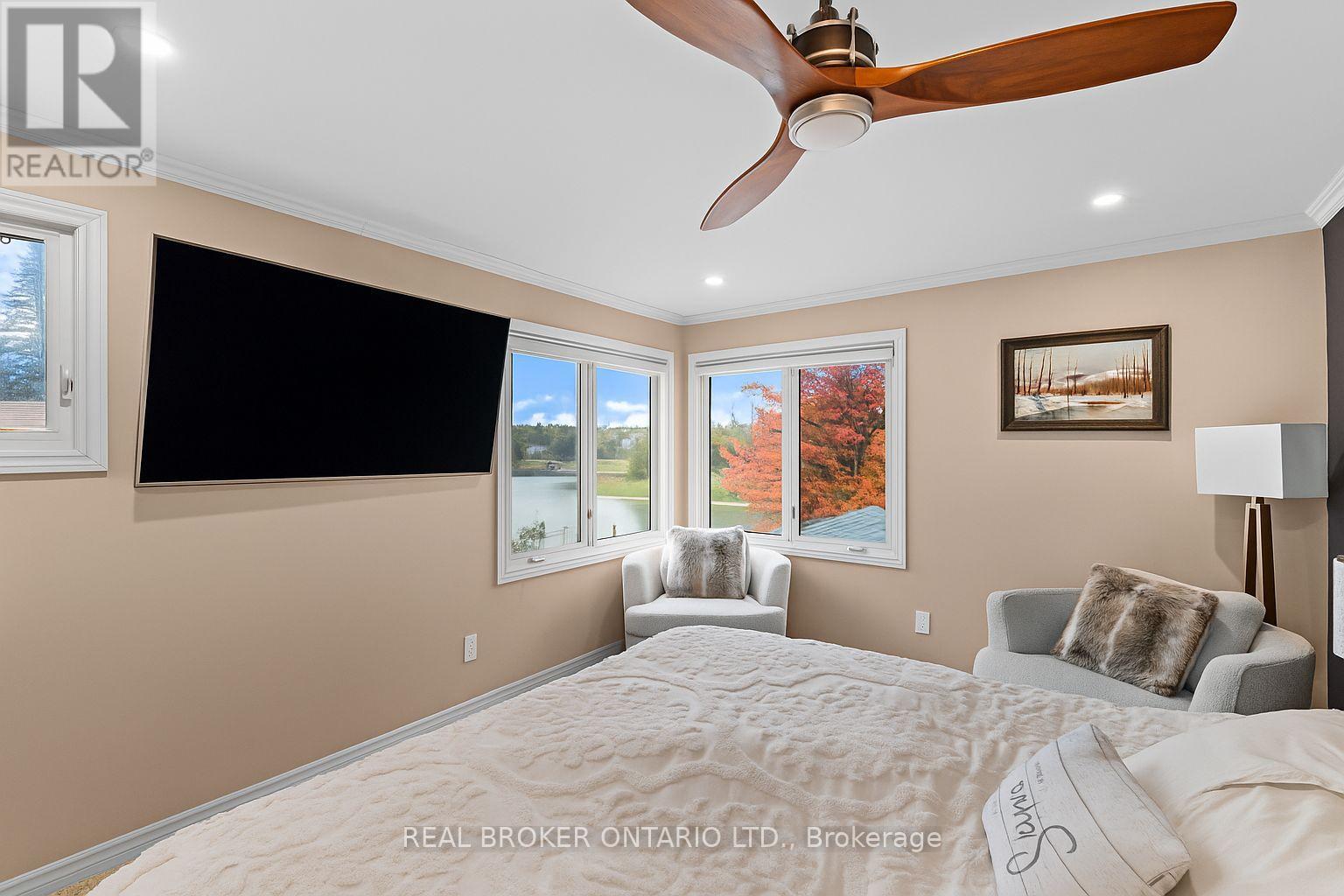 1359 Mosley Street, Wasaga Beach, Ontario  L9Z 2C7 - Photo 29 - S12456955