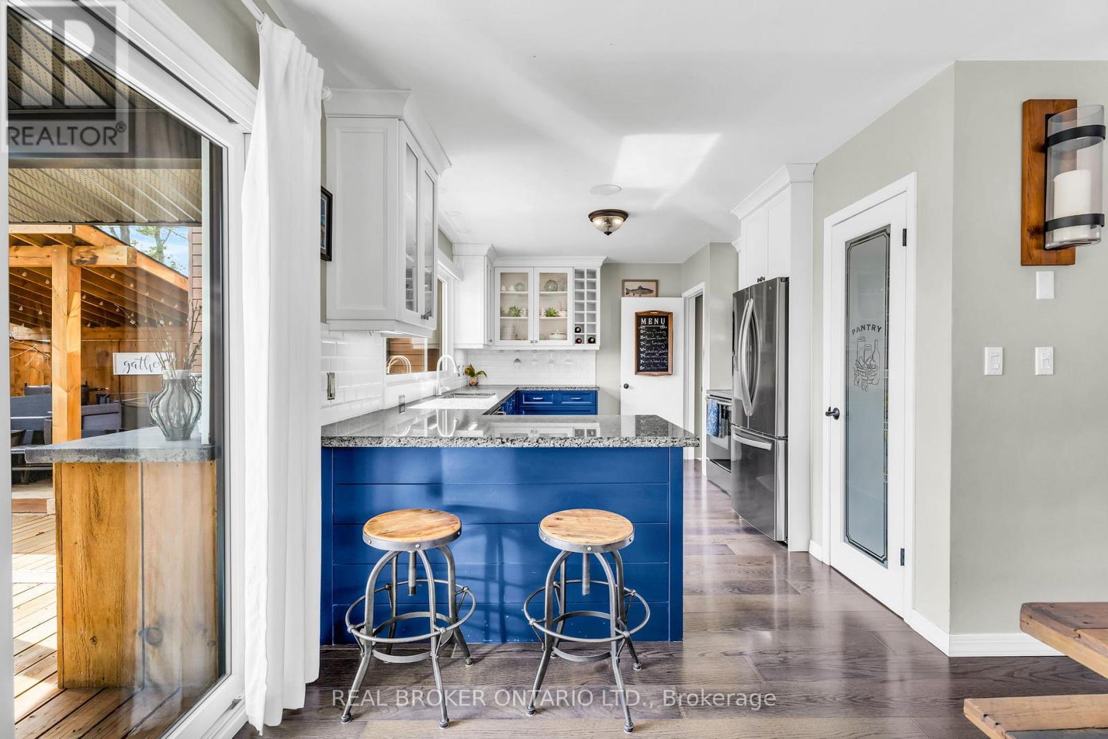 1359 Mosley Street, Wasaga Beach, Ontario  L9Z 2C7 - Photo 16 - S12456955