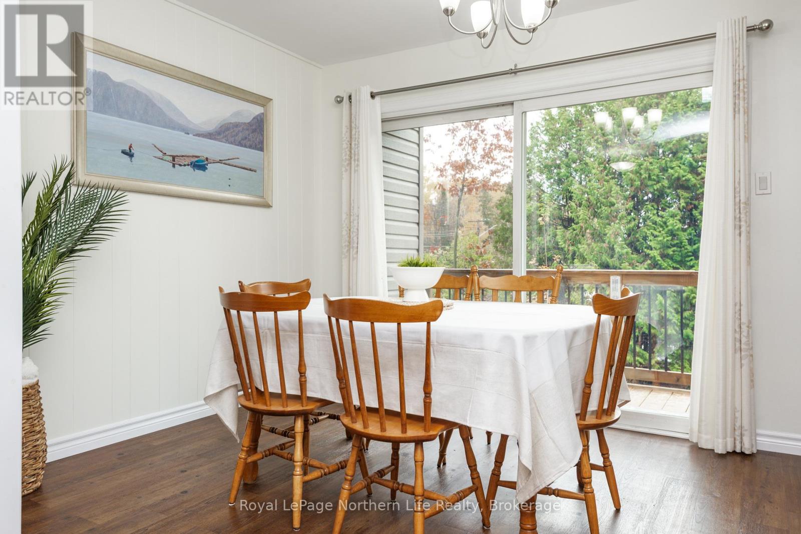 300 Leonard Street, North Bay, Ontario  P1B 5K4 - Photo 19 - X12471948