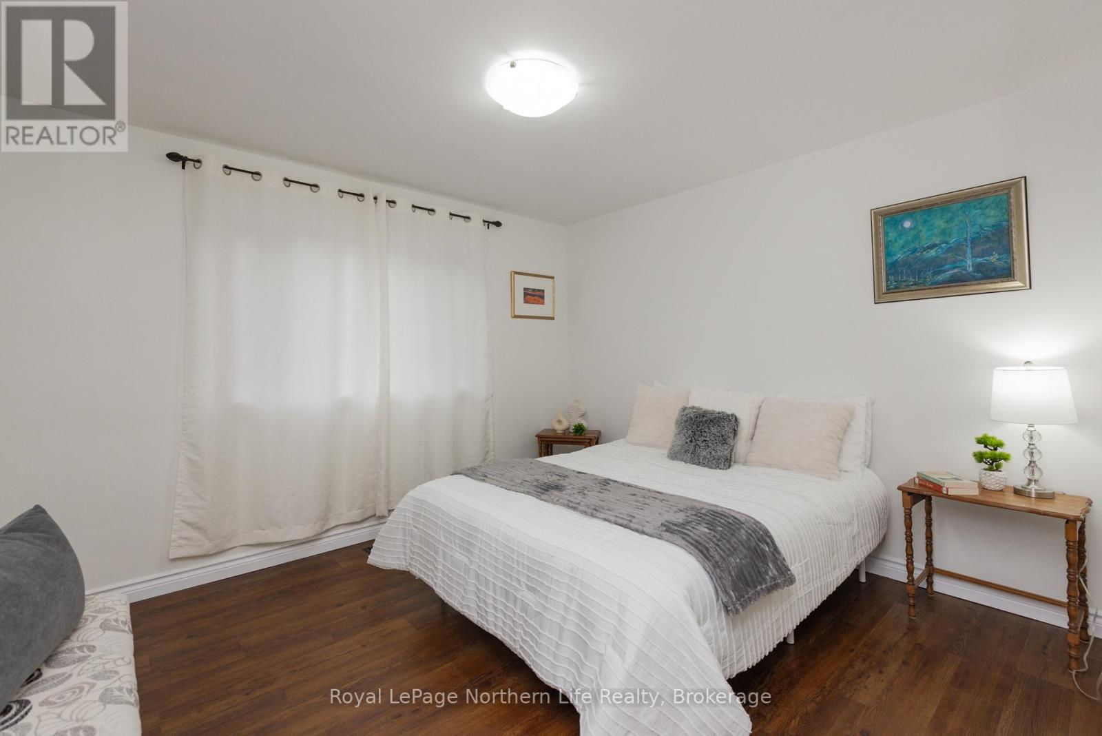 300 Leonard Street, North Bay, Ontario  P1B 5K4 - Photo 21 - X12471948