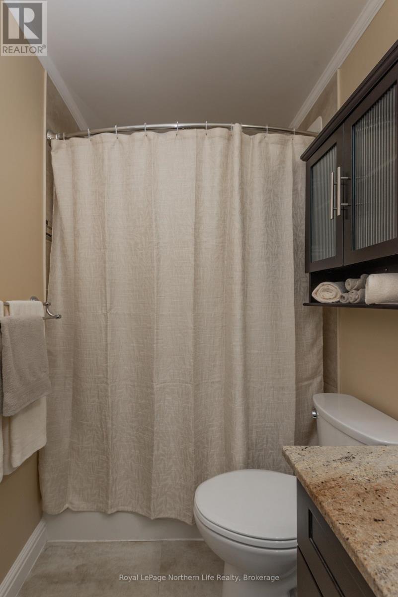 300 Leonard Street, North Bay, Ontario  P1B 5K4 - Photo 32 - X12471948