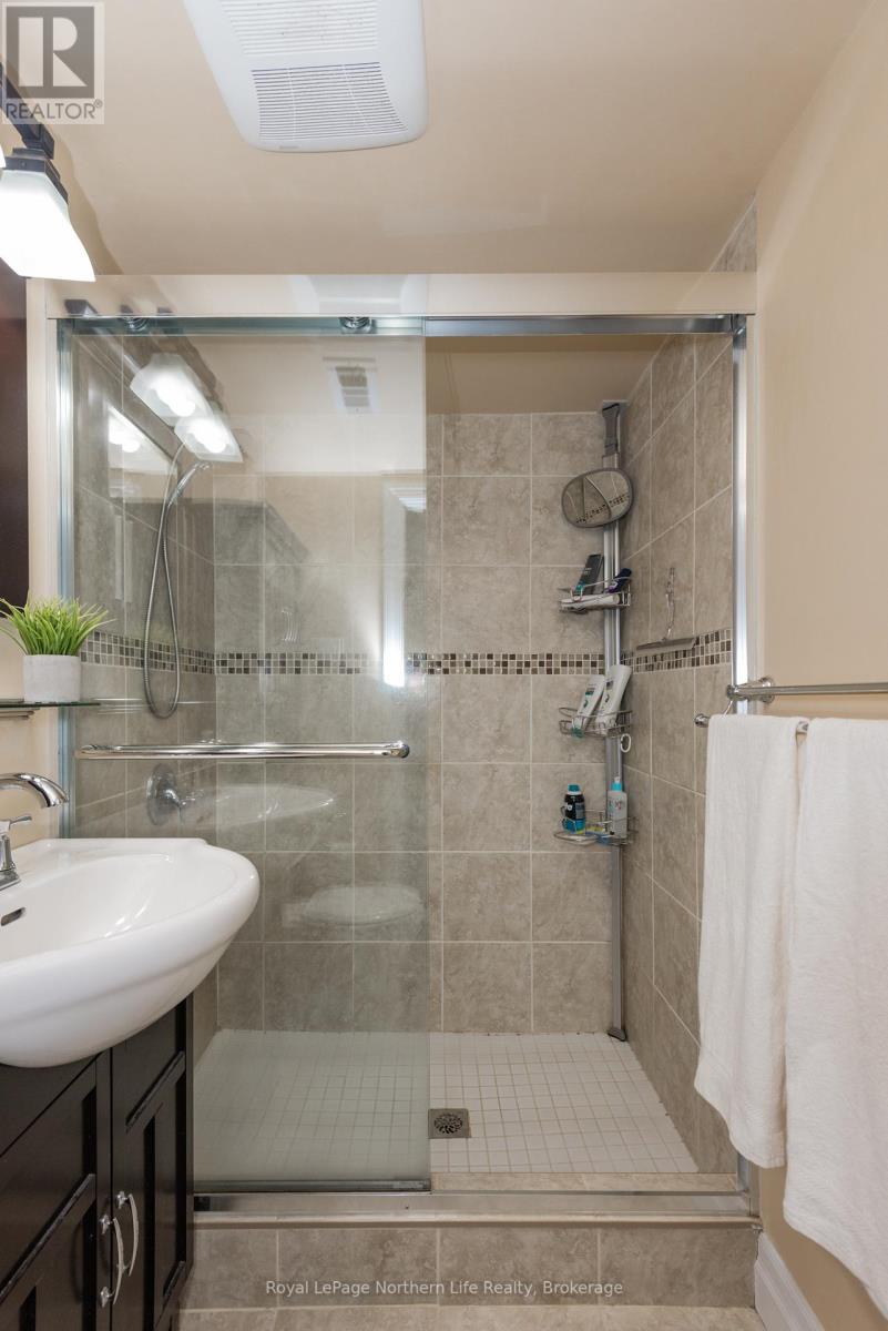 300 Leonard Street, North Bay, Ontario  P1B 5K4 - Photo 40 - X12471948