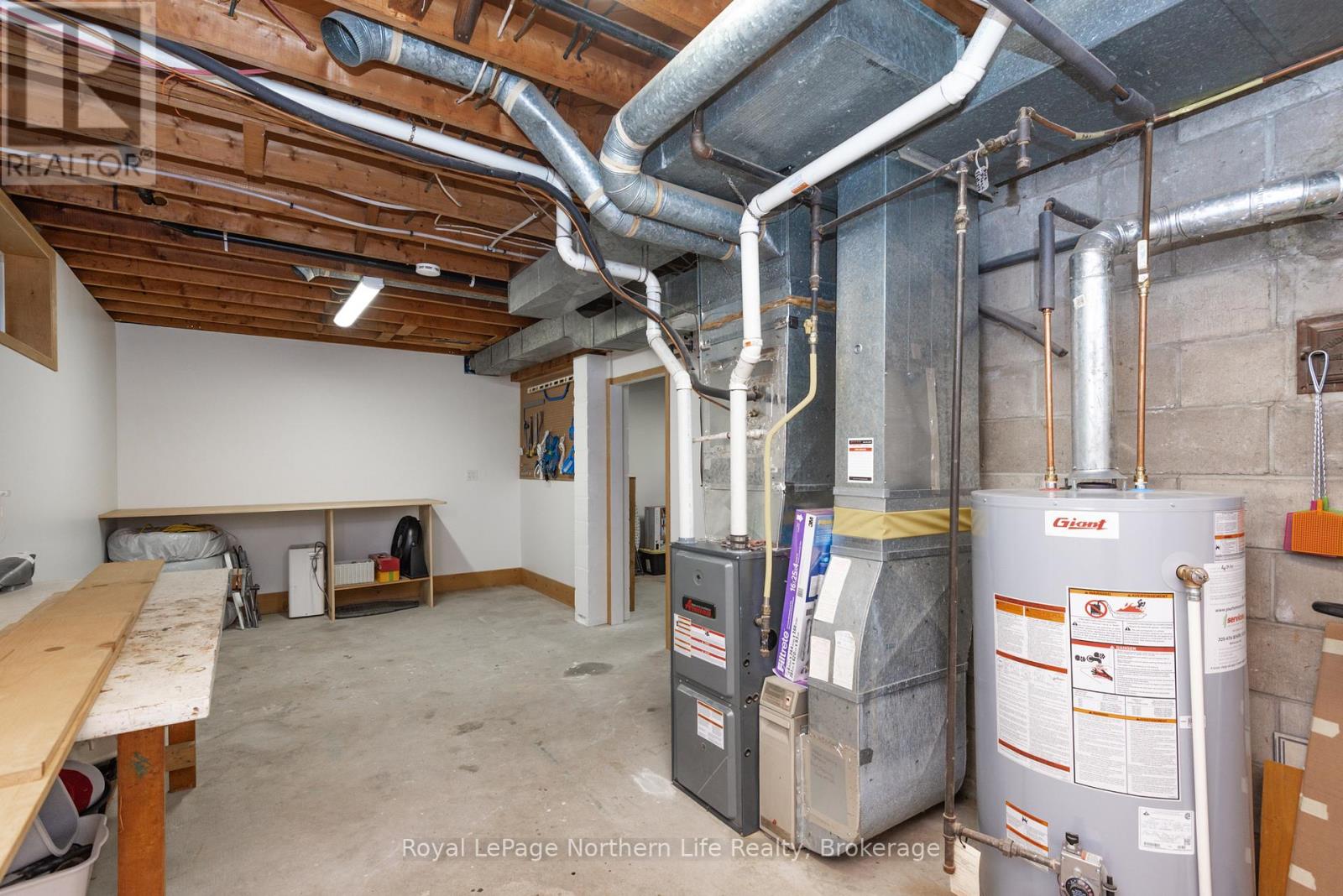 300 Leonard Street, North Bay, Ontario  P1B 5K4 - Photo 42 - X12471948