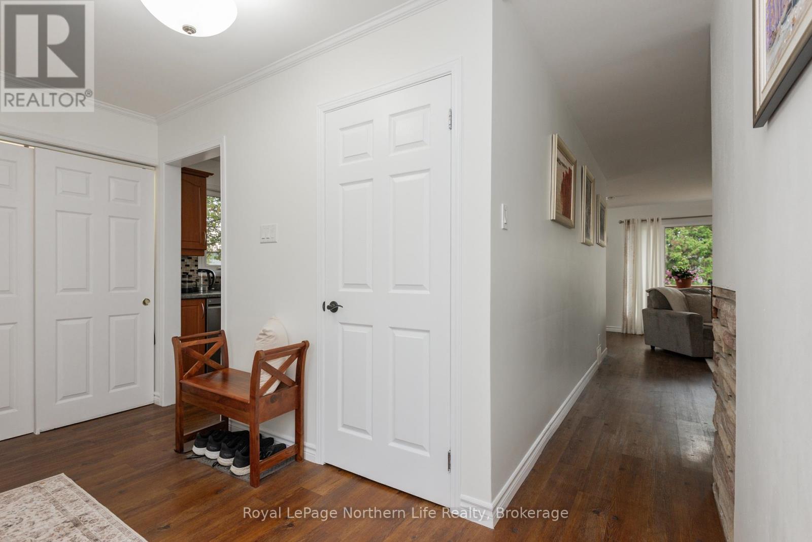 300 Leonard Street, North Bay, Ontario  P1B 5K4 - Photo 8 - X12471948