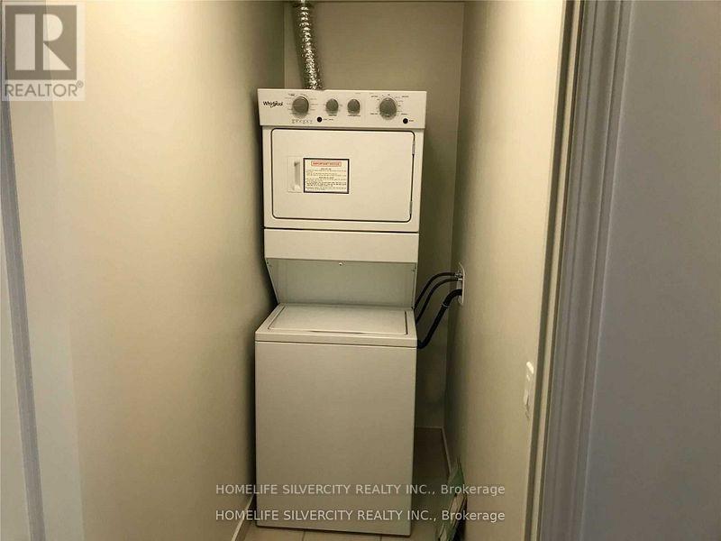 1810 - 349 Rathburn Road, Mississauga, Ontario  L5B 0K6 - Photo 7 - W12471818