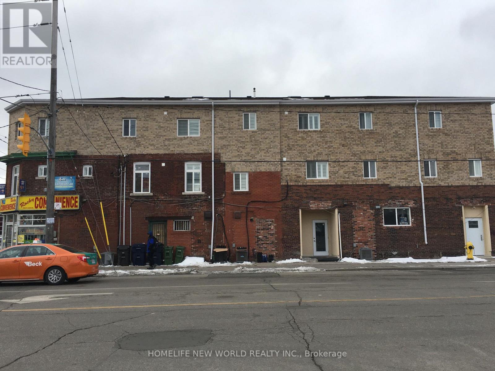 Bsmt 01 - 2466 St Clair Avenue W, Toronto, Ontario  M6N 1L3 - Photo 5 - W12471822