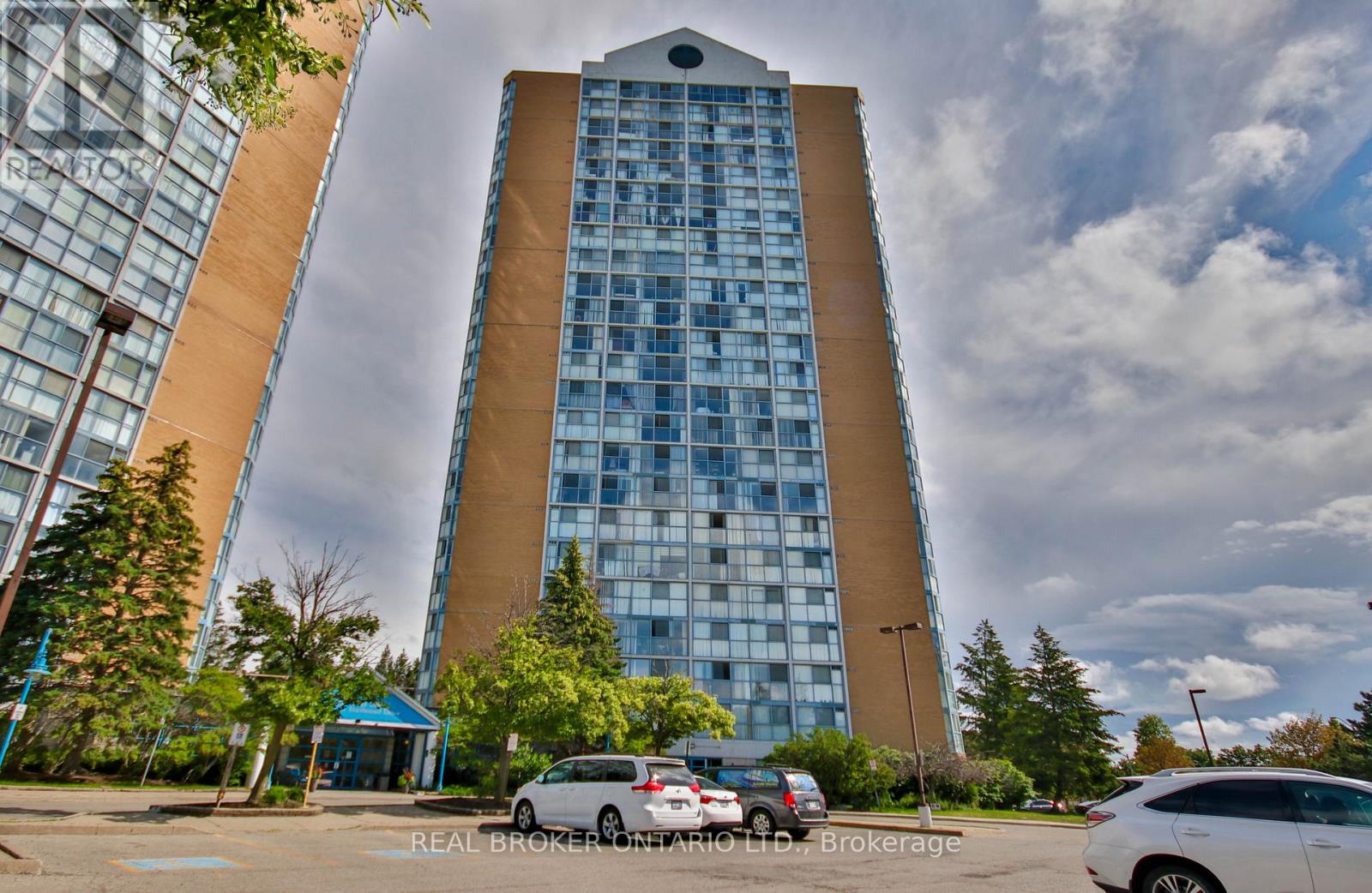 1113 - 35 TRAILWOOD DRIVE, Mississauga, Ontario
