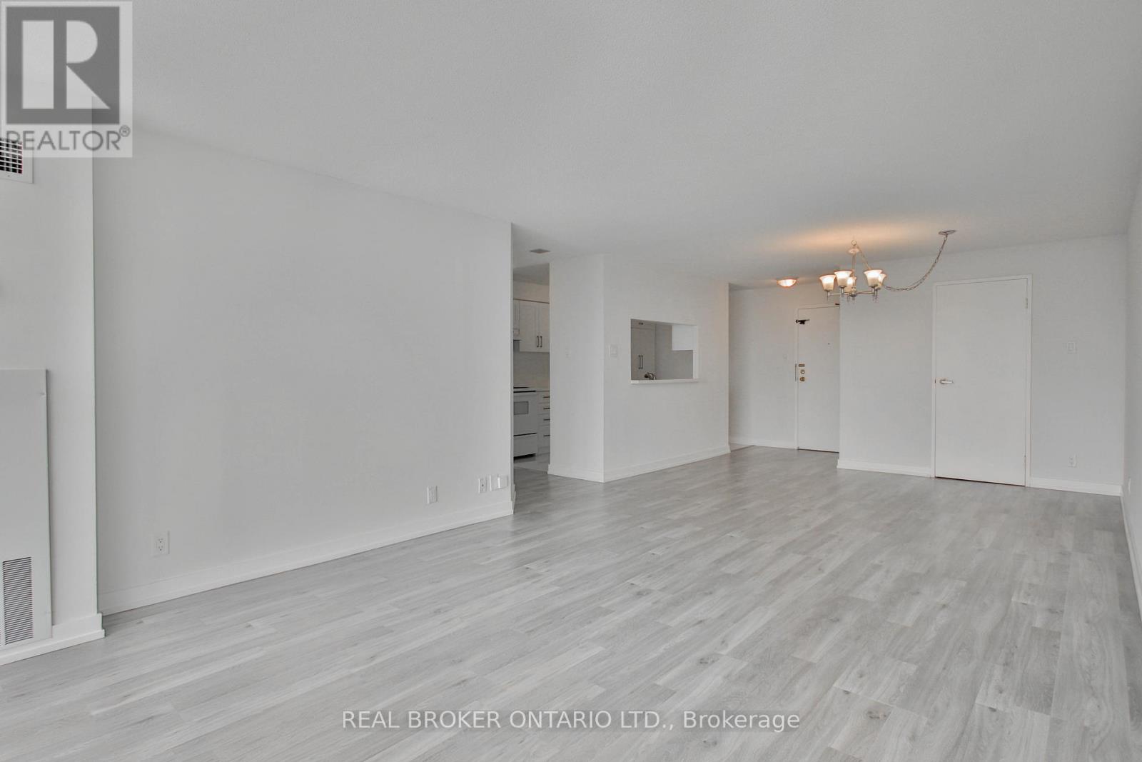 1113 - 35 Trailwood Drive, Mississauga, Ontario  L4Z 3K9 - Photo 11 - W12471828