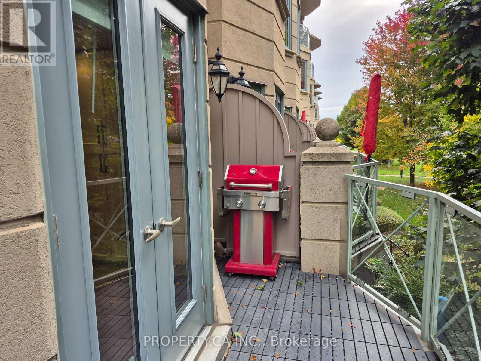 Th7 - 2111 Lake Shore Boulevard W, Toronto, Ontario  M8V 4B2 - Photo 10 - W12471834