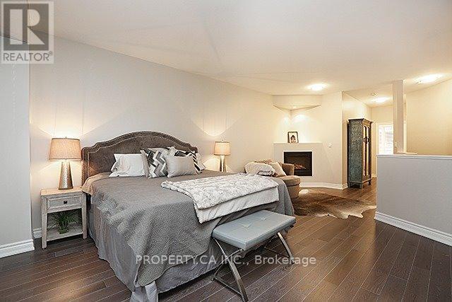 Th7 - 2111 Lake Shore Boulevard W, Toronto, Ontario  M8V 4B2 - Photo 12 - W12471834