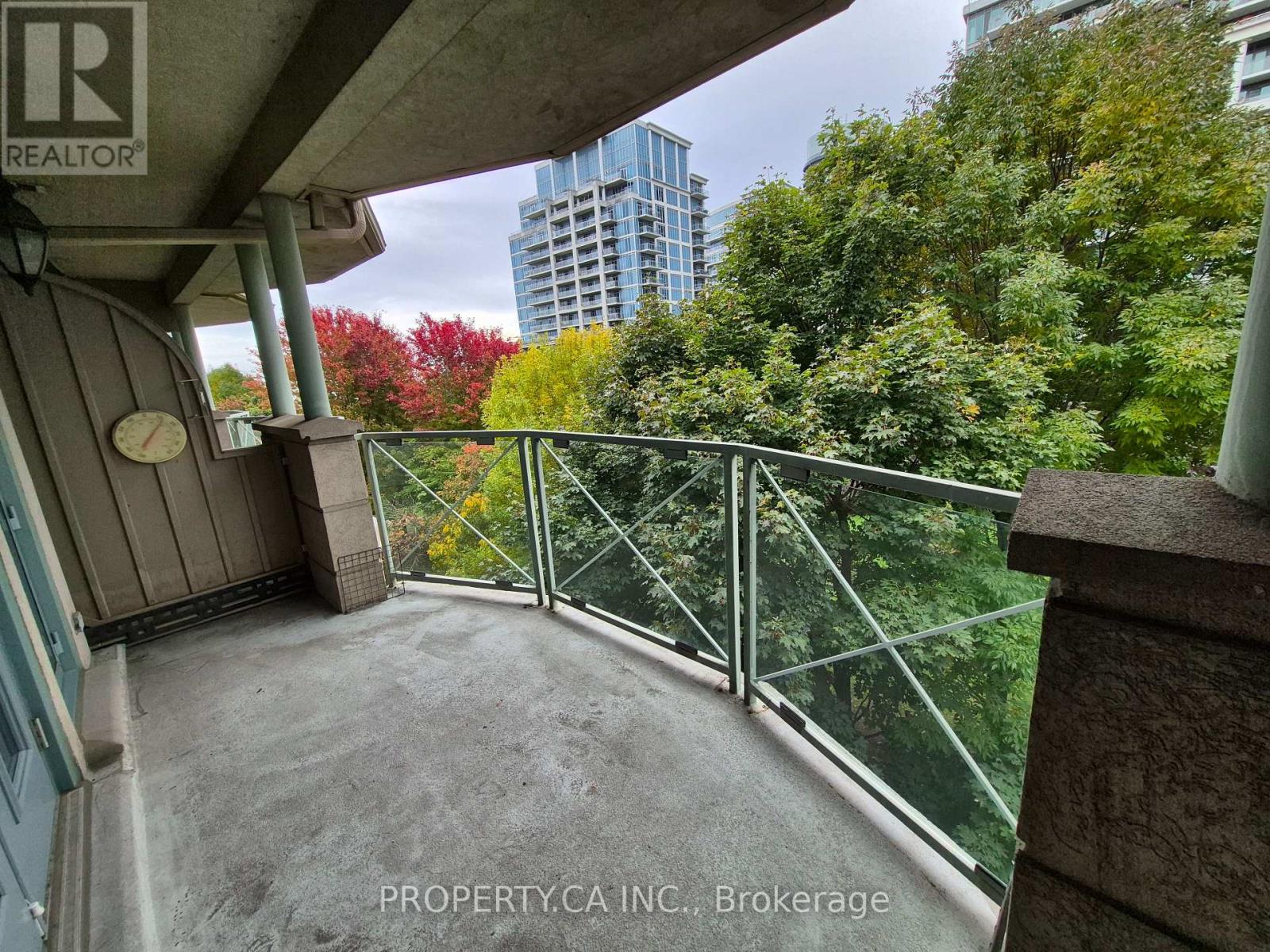 Th7 - 2111 Lake Shore Boulevard W, Toronto, Ontario  M8V 4B2 - Photo 13 - W12471834
