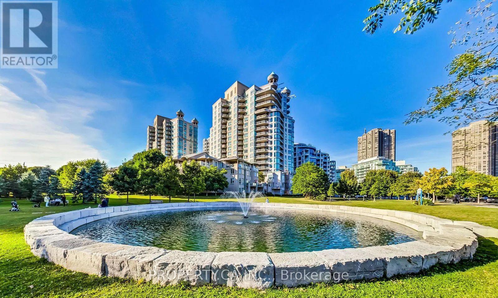 Th7 - 2111 Lake Shore Boulevard W, Toronto, Ontario  M8V 4B2 - Photo 32 - W12471834