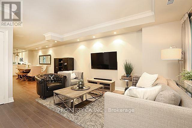 Th7 - 2111 Lake Shore Boulevard W, Toronto, Ontario  M8V 4B2 - Photo 5 - W12471834