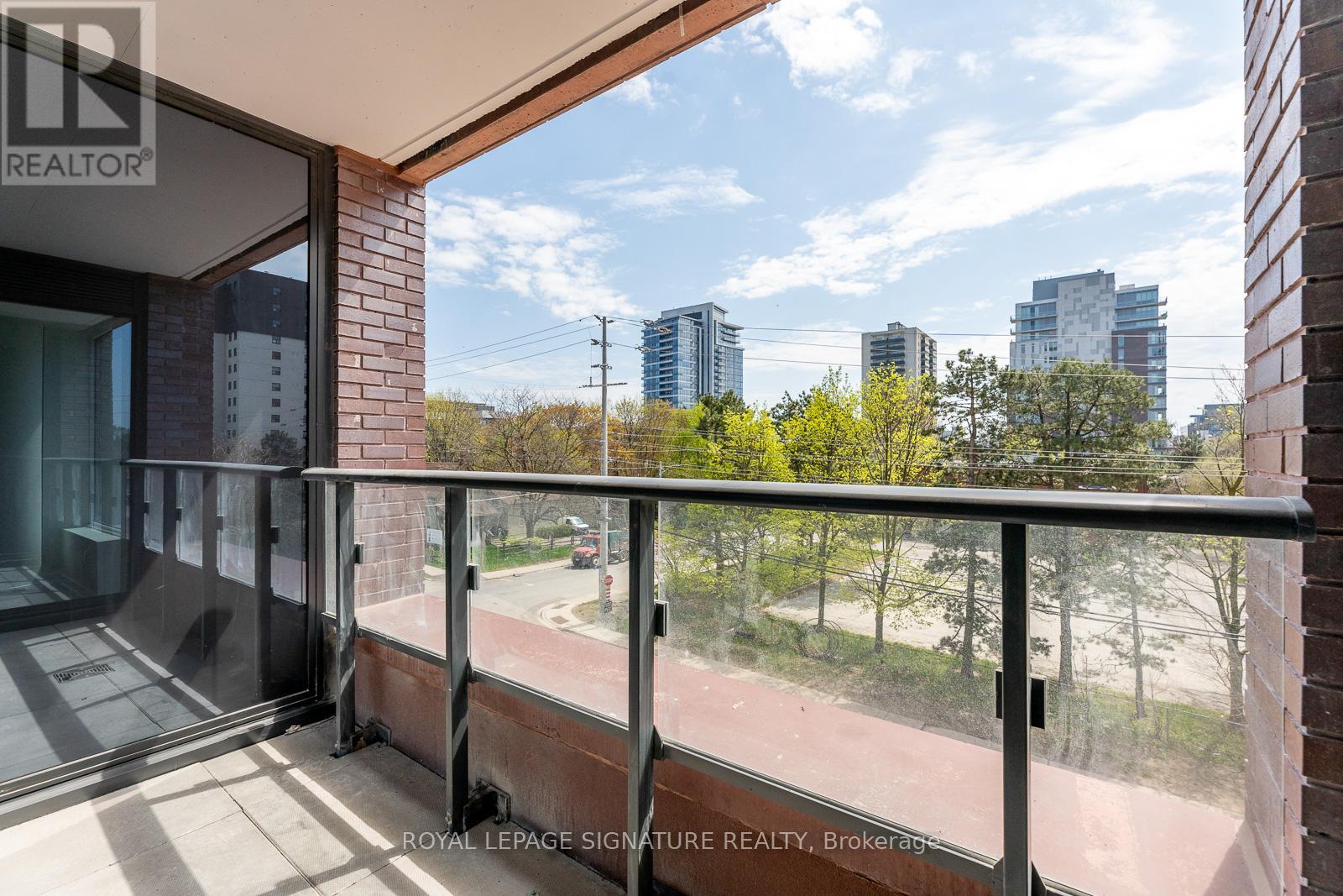 209 - 28 Ann Street, Mississauga, Ontario  L5G 3G1 - Photo 23 - W12471848