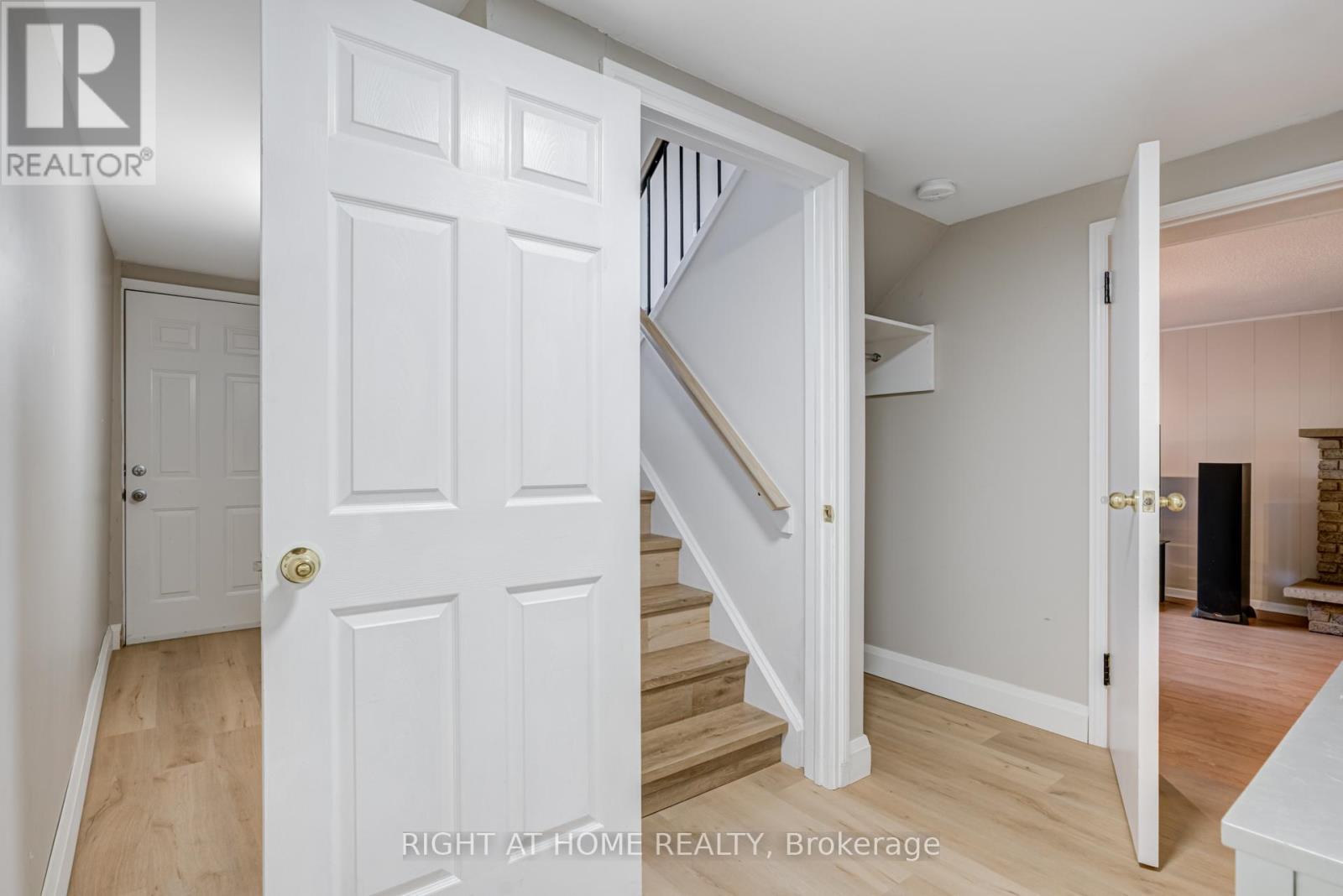 19 Jefferson Road, Brampton, Ontario  L6S 2G6 - Photo 18 - W12471855