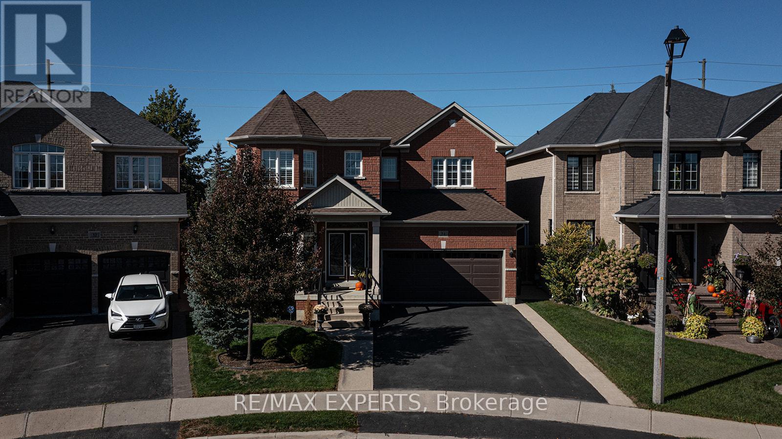34 Laurentide Crescent, Brampton (Vales Of Castlemore North), Ontario  L6P 1Y4 - Photo 5 - W12471862