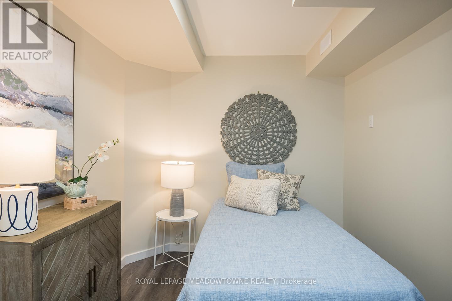 Lower - 611 Beaver Court, Milton, Ontario  L9T 4A8 - Photo 15 - W12471896
