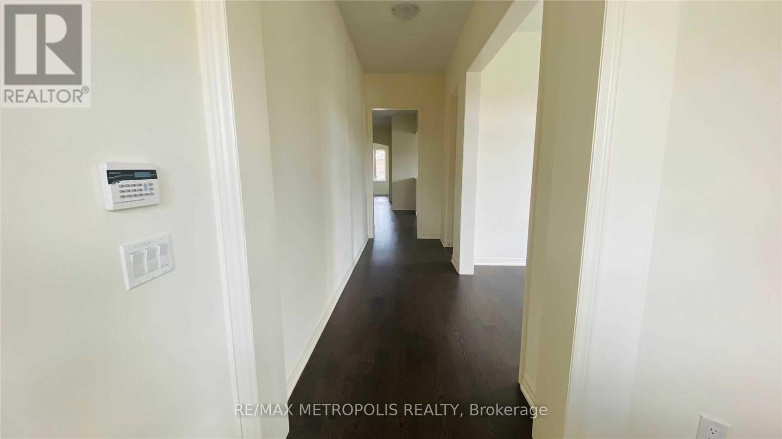 Upper - 31 Elverton Crescent, Brampton, Ontario  L7A 4Z4 - Photo 20 - W12471899